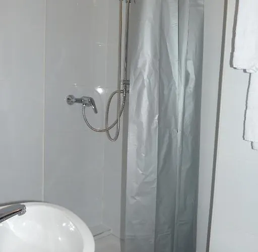 Du Jura Hotel 2*