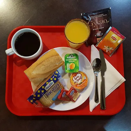 Du Jura ホテル 2*