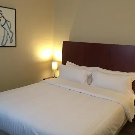 Hotel Du Jura Paris